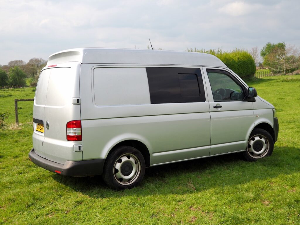 VW Transporter - BEAUTIFUL SOLID OAK INTERIOR Quirky Campers