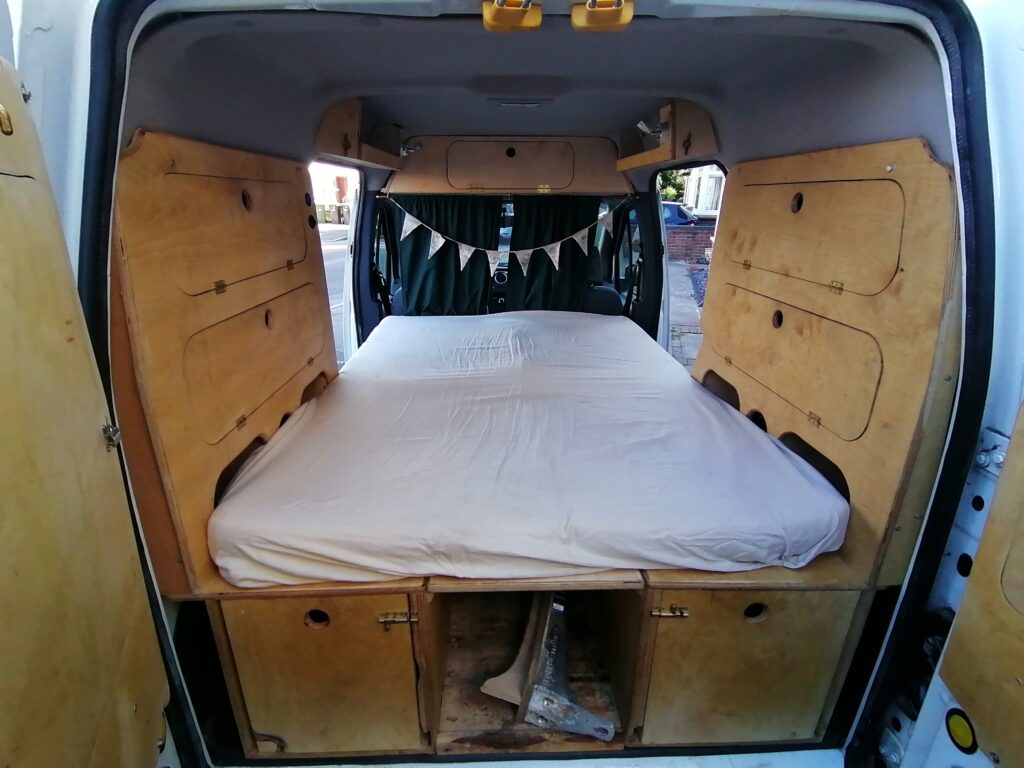 Multi Functional Mini Camper Transit connect low mileage | Quirky Campers