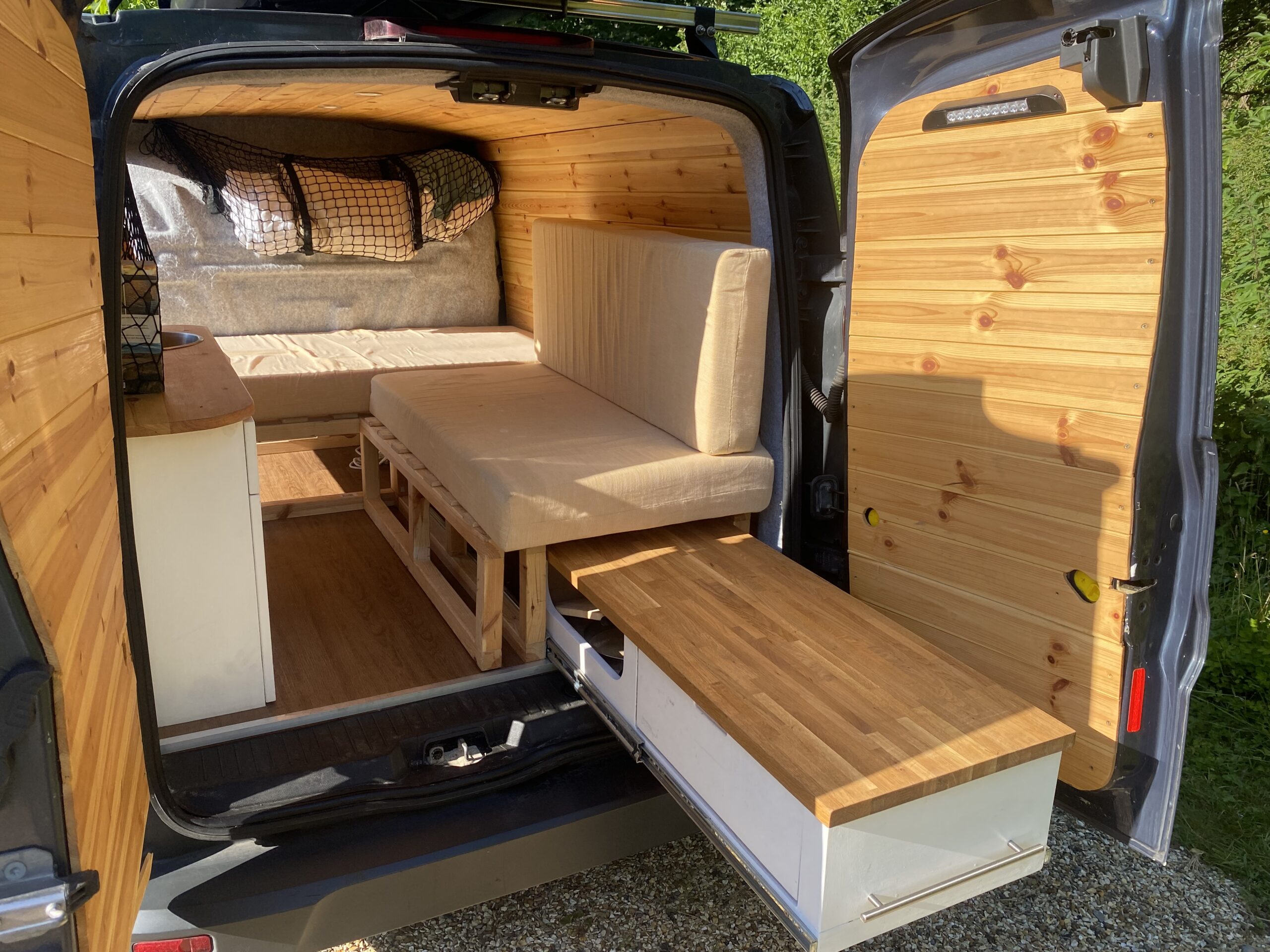 (Deposit received) Shelley - Nimble and cosy off grid camper | Quirky ...