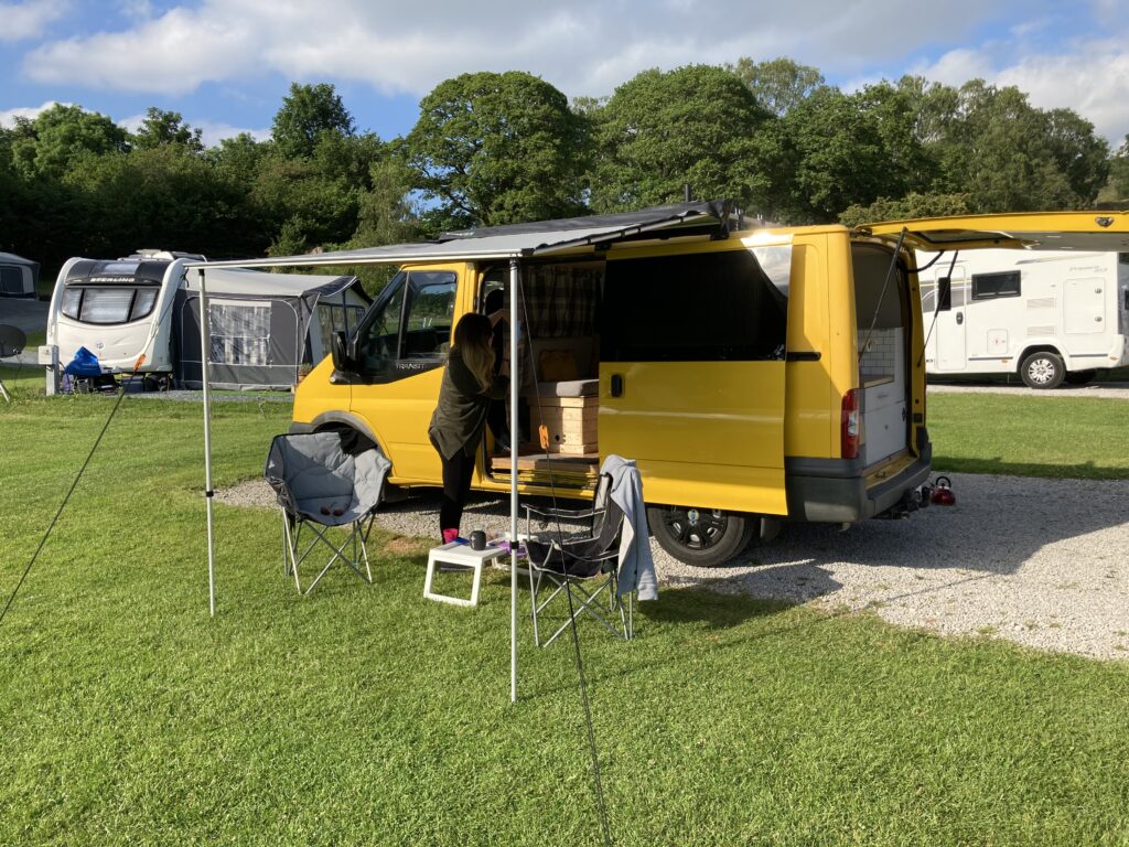 Bumblebee Ford Transit Camper *12 MONTHS MOT* ⋆ Quirky Campers
