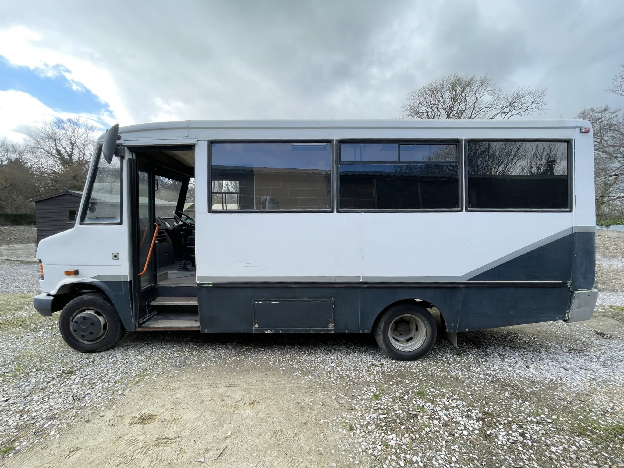 Mercedes 609D Campervan Project Quirky Campers