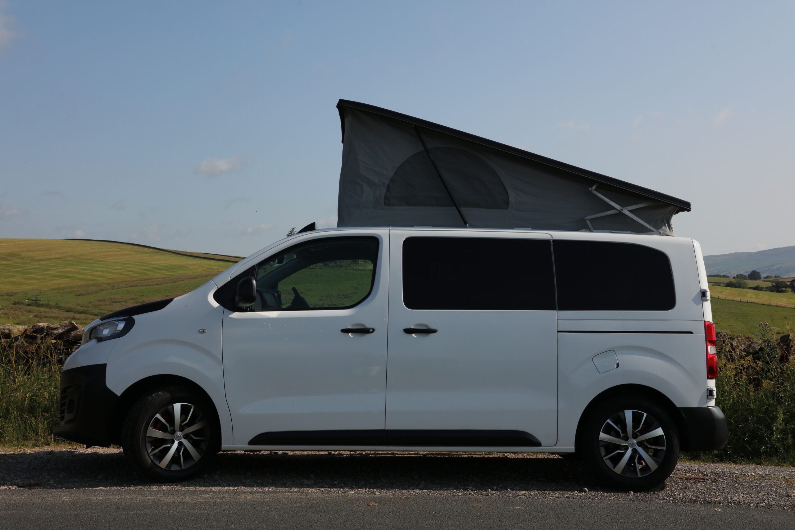 Wunderbar Peugeot Expert Camper Fotosnull