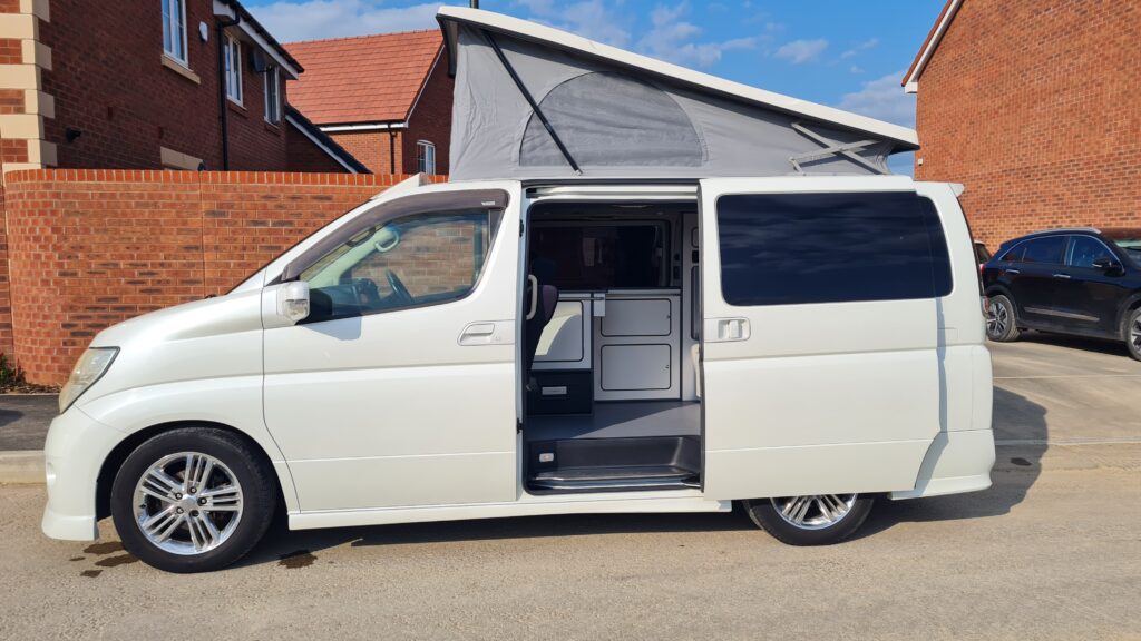 Full Curtain Set – Compatible With Nissan Elgrand Campervan, Grey Blinds