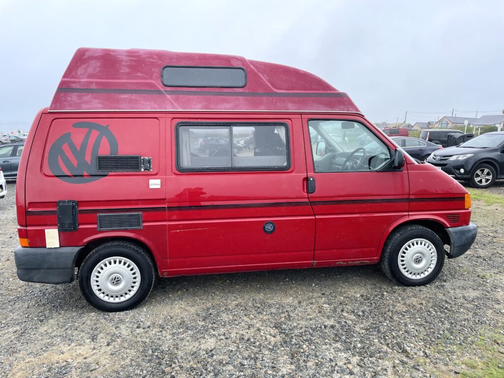 excellent-condition-very-reliable-hightop-vw-camper-quirky-campers