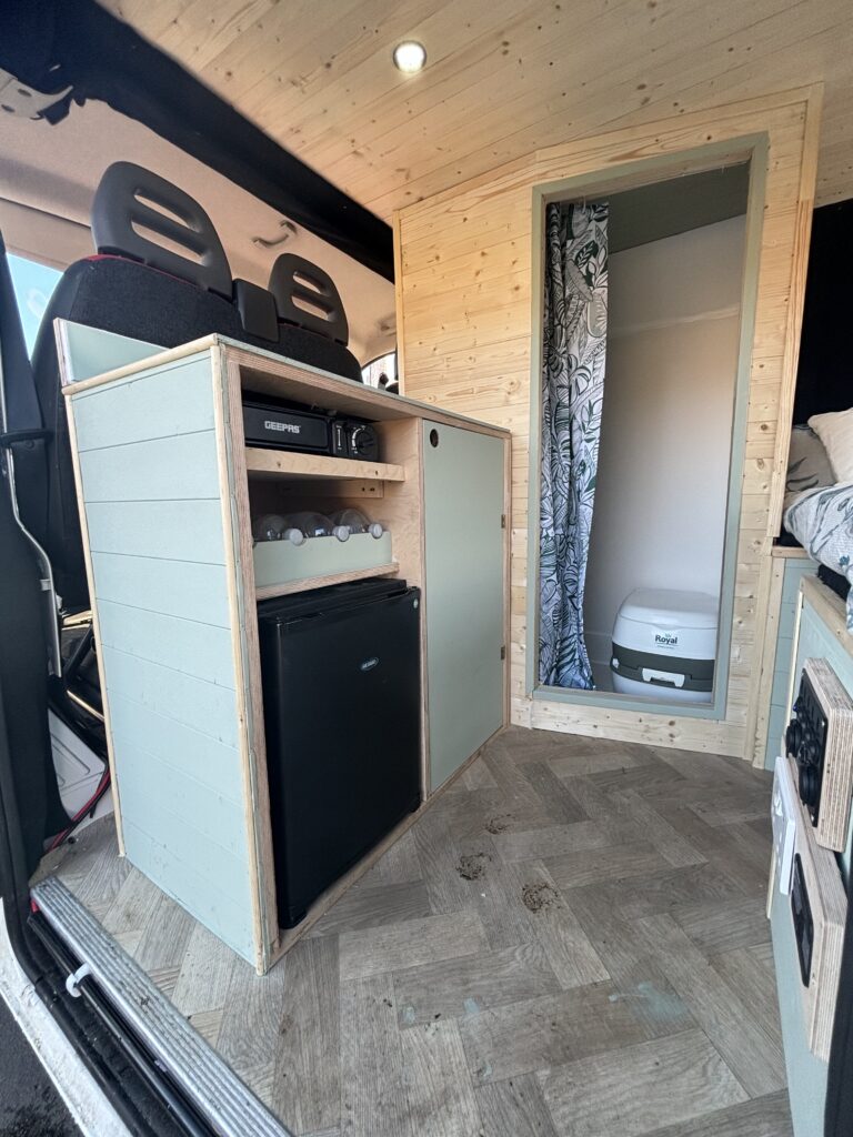 Unique L1H1 Fiat Ducato with shower, FSH + only 56,000 miles 👀 | Quirky ...