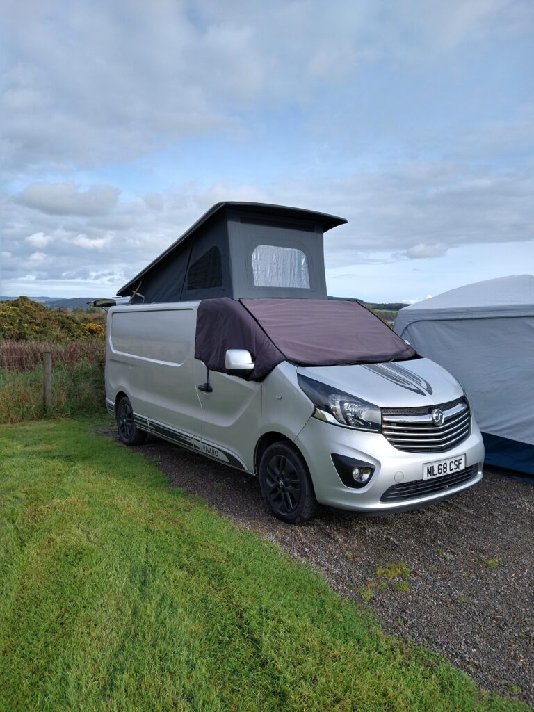 Vauxhall vivaro with sales tailgate for sale