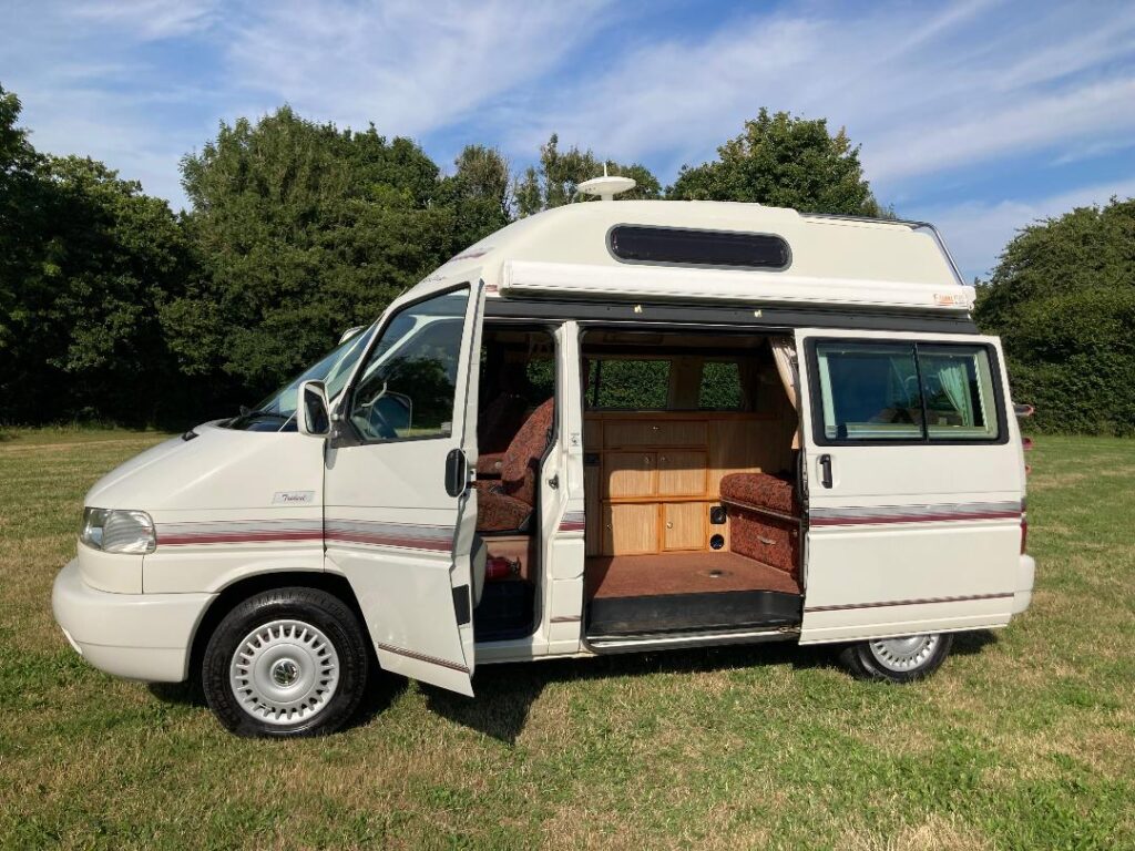 Lovely VW Trident Autosleeper T4 4 Berth | Quirky Campers