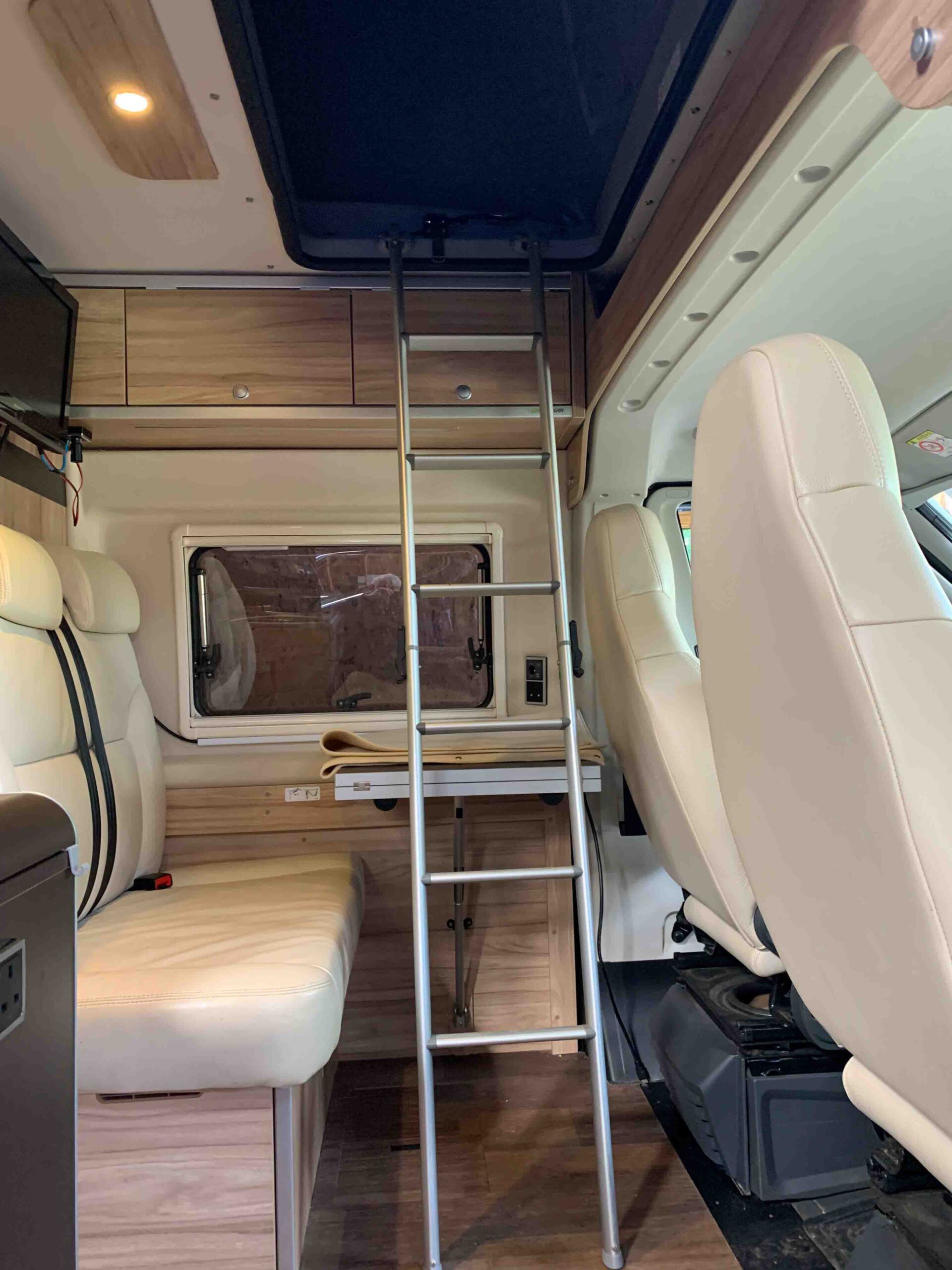 Hymer Yellowstone - 4 Berth with Pop Top | Quirky Campers